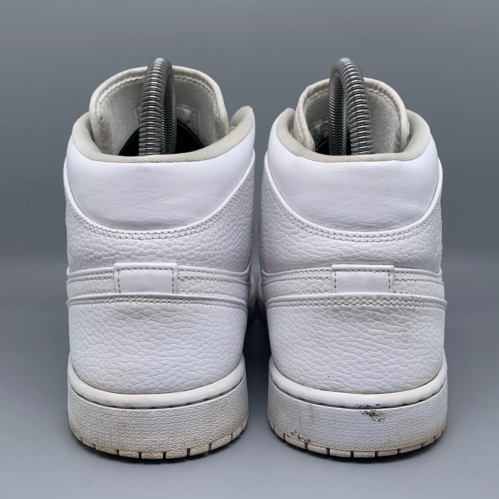 Jordan 1 Mid Triple White  Baskeball Shoes 554724-130‎ Men’s Sz 11